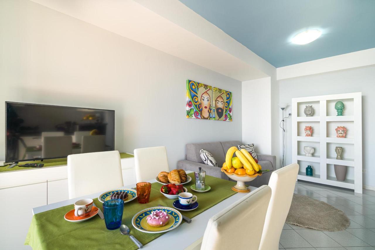 Loft Balcone Sul Mare Lejlighed Letojanni Eksteriør billede